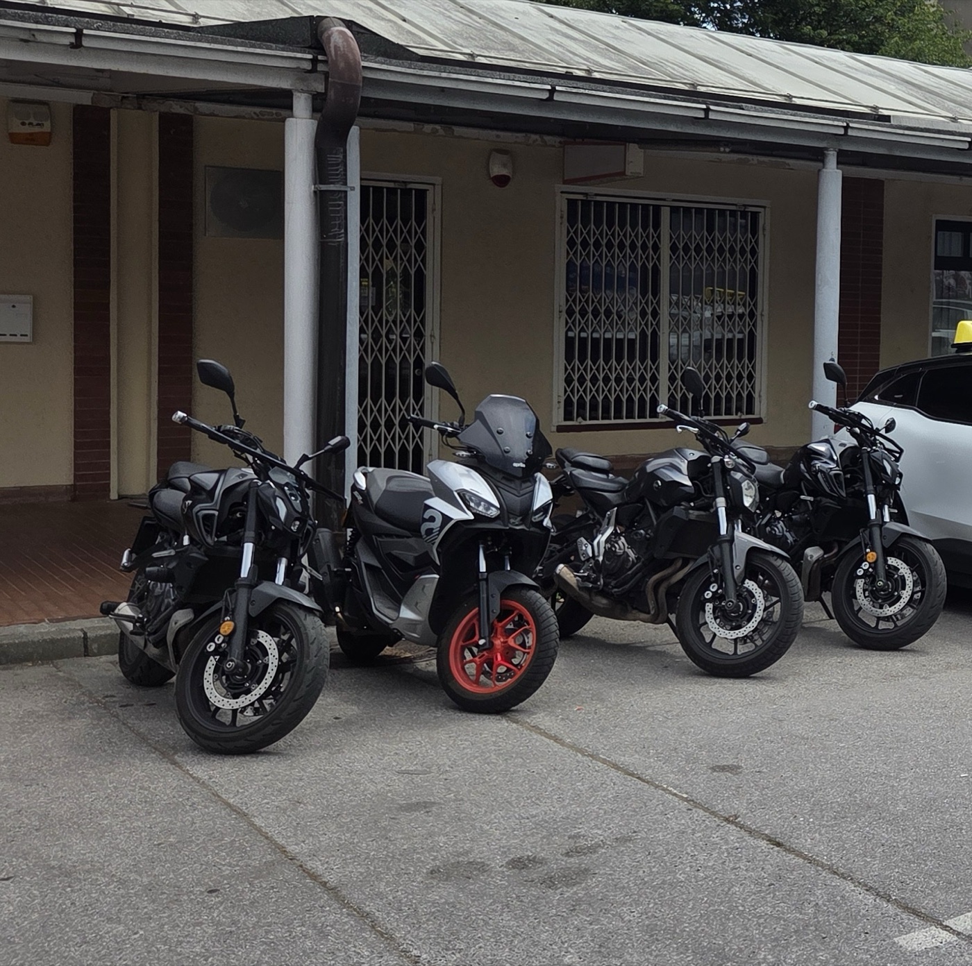 Motorna kolesa avtošole Voyage